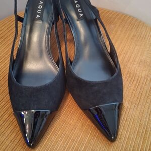Aqua Women's Black Suede Pointed Heels